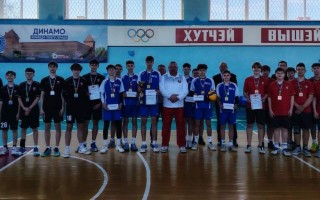 В Лиде определили сильнейших юных волейболистов Гродненщины