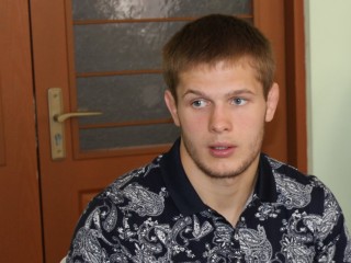 Александр Гуштын из Свислочского района стал бронзовым призером чемпионата Европы среди молодежи до 23 лет по борьбе вольной в Болгарии