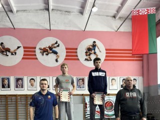В Гродно прошло первенство области по греко-римской борьбе