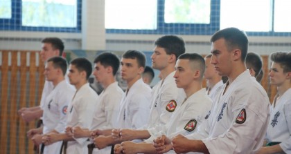 На турнире по кекусинкай-карате в Лиде почтили память героев Беларуси Андрея Ничипорчика и Никиты Куконенко